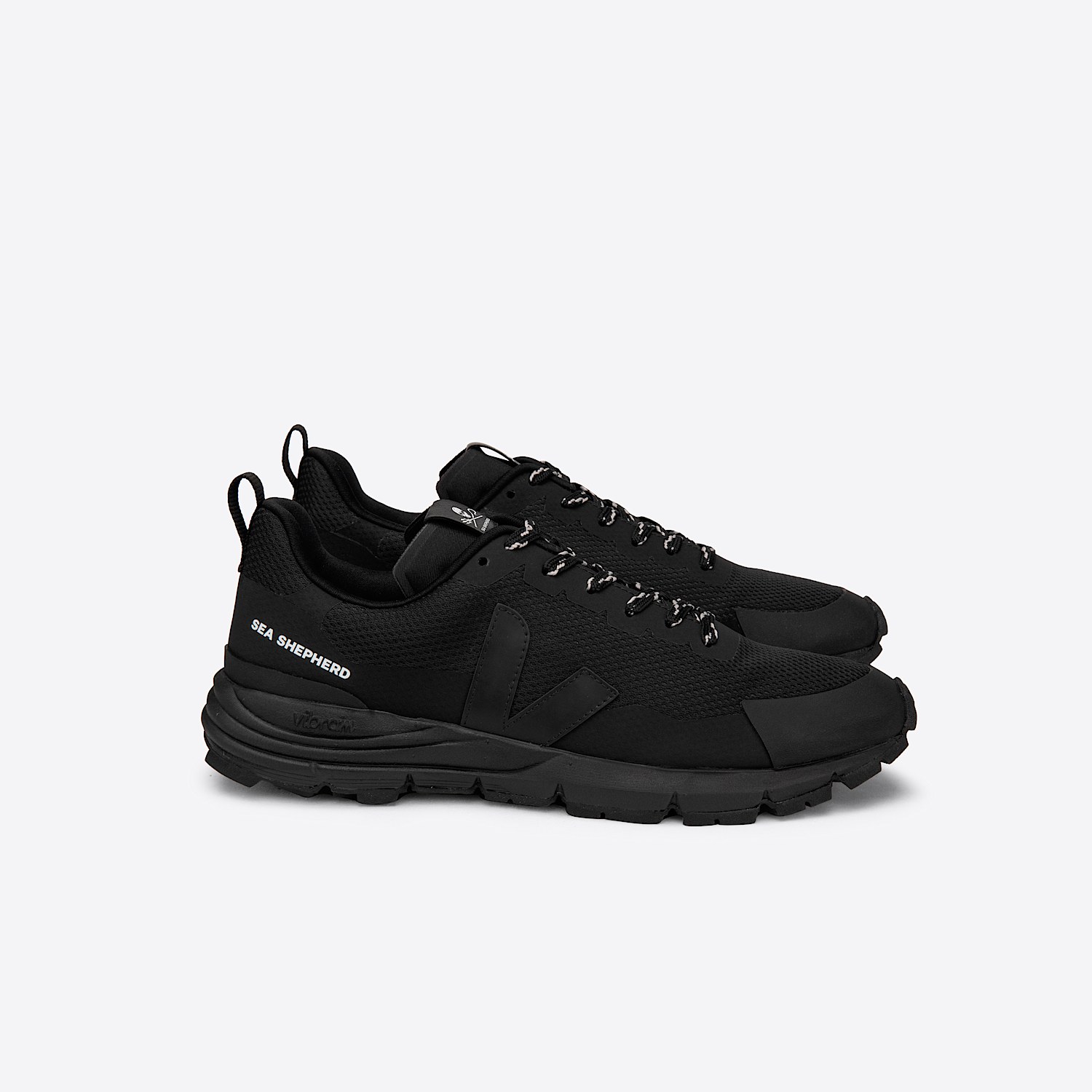 veja-sneakers-dekkan-vegan-black-dc0102864_1
