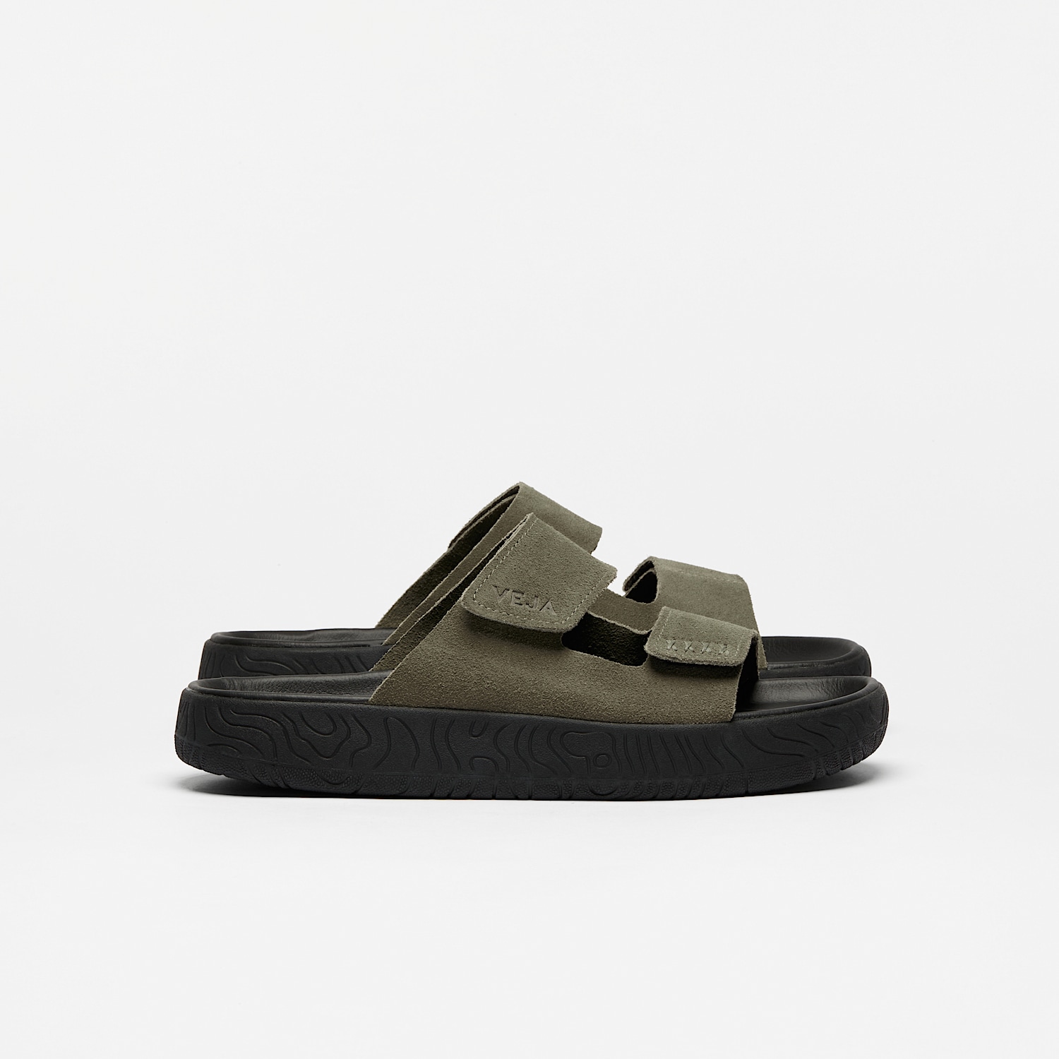 veja-sneakers-etna-suede-green-sa3220676_1