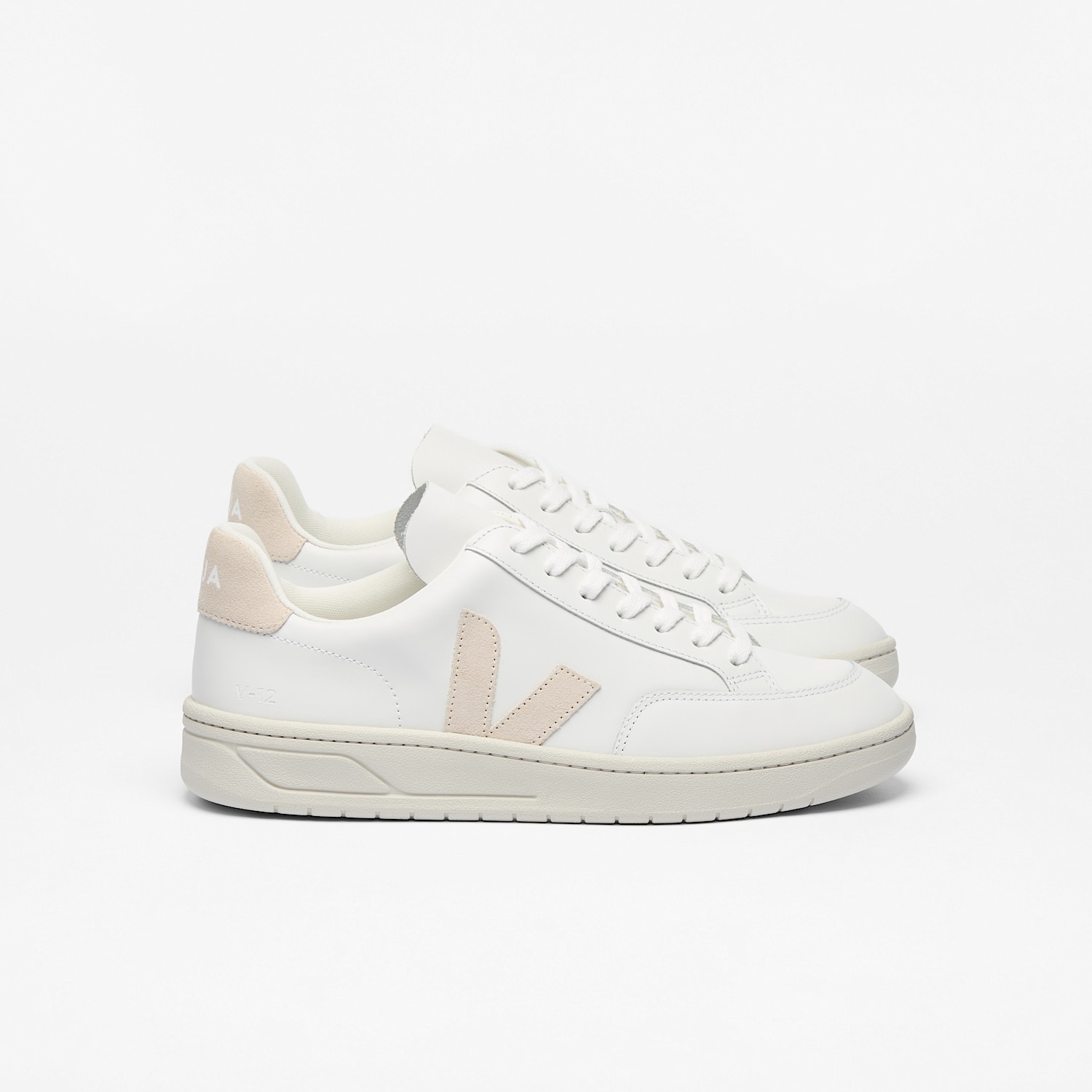 veja-sneakers-v-12-leather-white-xd0202335_1